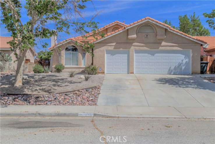4 Bed Home for Sale in Rosamond, California