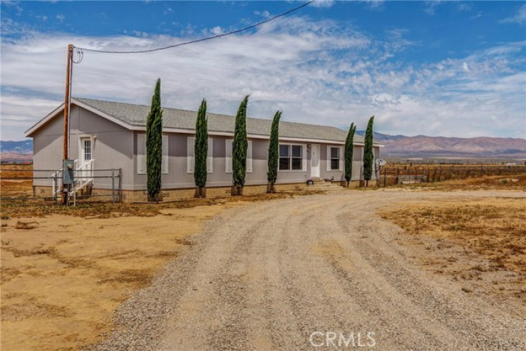 4 Bed Home for Sale in Rosamond, California