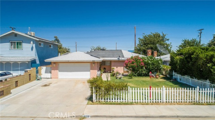 3 Bed Home for Sale in Rosamond, California