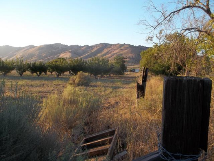 Land for Sale in Tehachapi, California