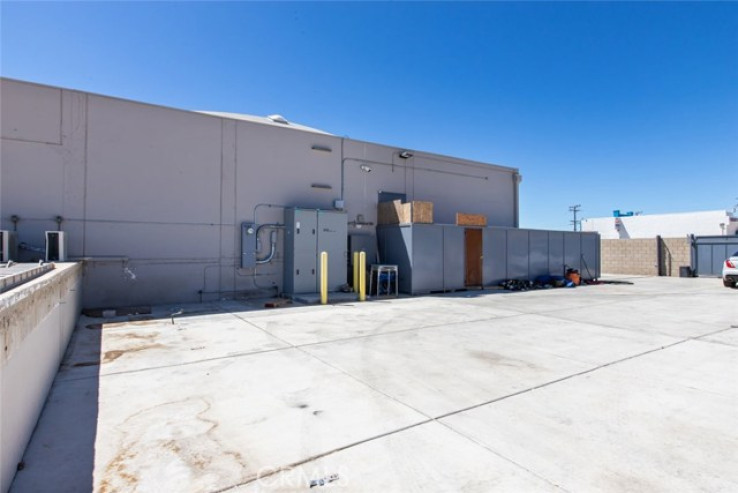  Commercial for Sale in Rosamond, California