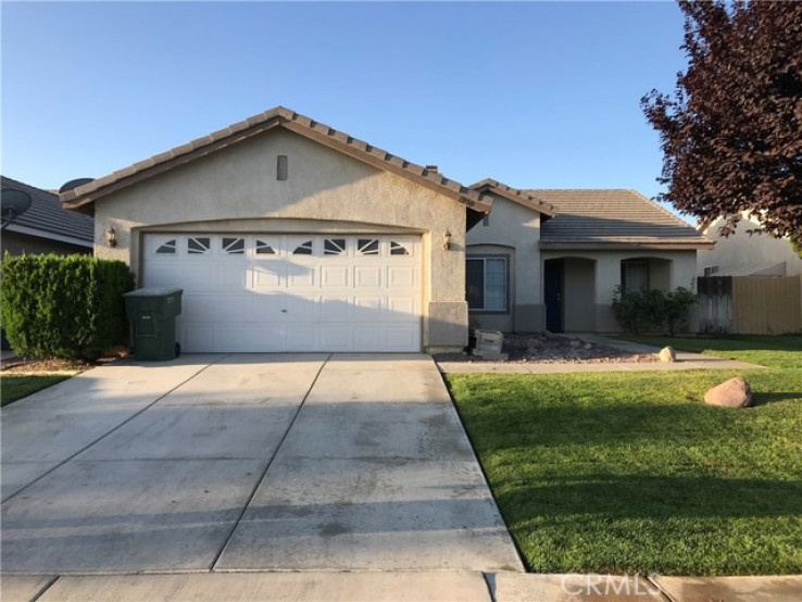 4 Bed Home for Sale in Rosamond, California
