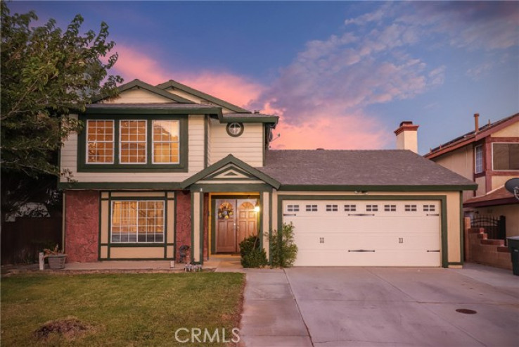 4 Bed Home for Sale in Rosamond, California