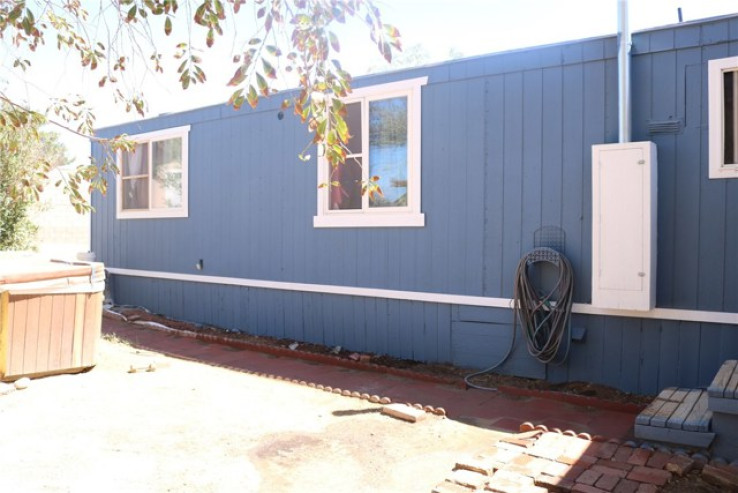 Residential Home in Rosamond