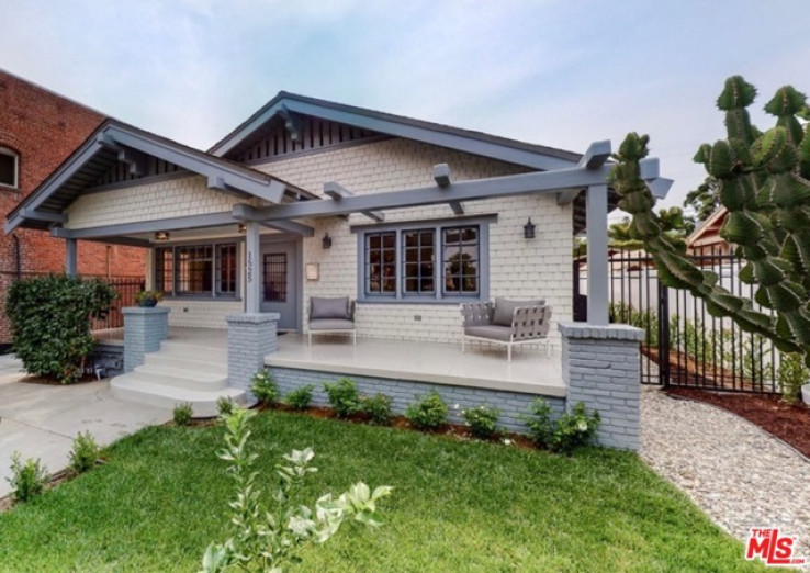 3 Bed Home for Sale in Los Angeles, California