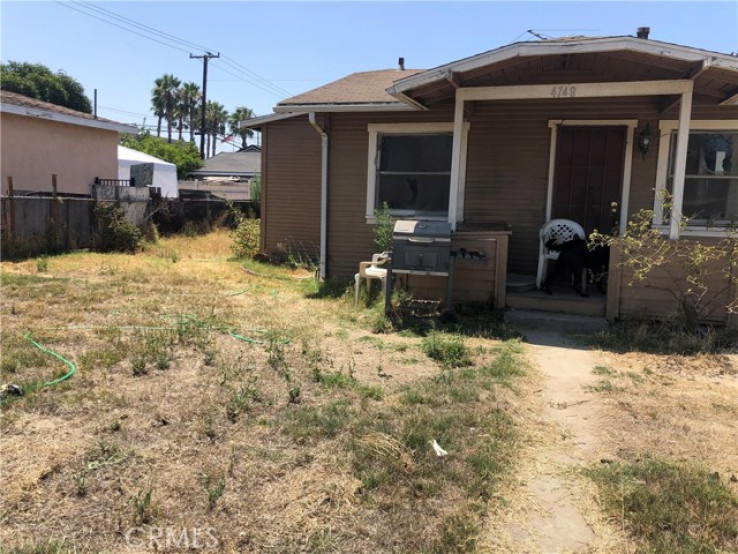 4 Bed Home for Sale in Maywood, California