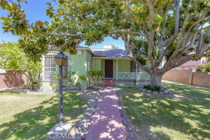 3 Bed Home for Sale in Burbank, California
