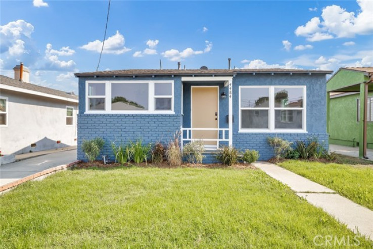 3 Bed Home for Sale in Hawthorne, California