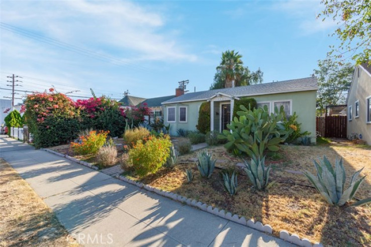 3 Bed Home for Sale in North Hollywood, California