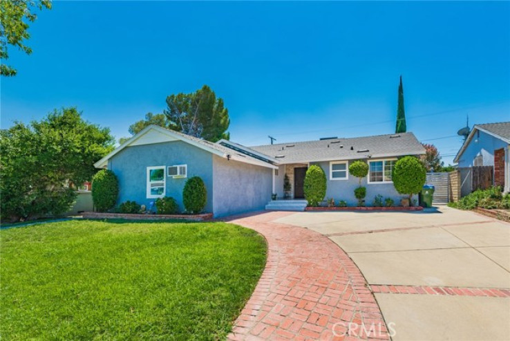 4 Bed Home for Sale in Granada Hills, California