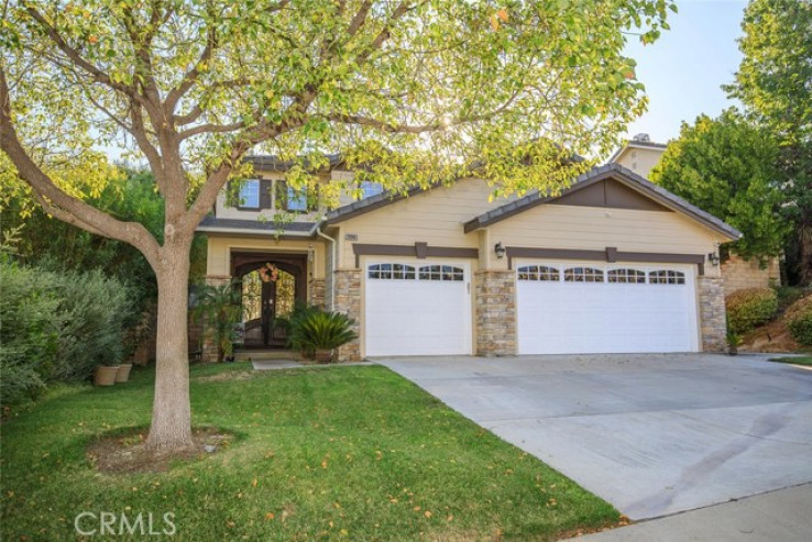 4 Bed Home for Sale in Saugus, California