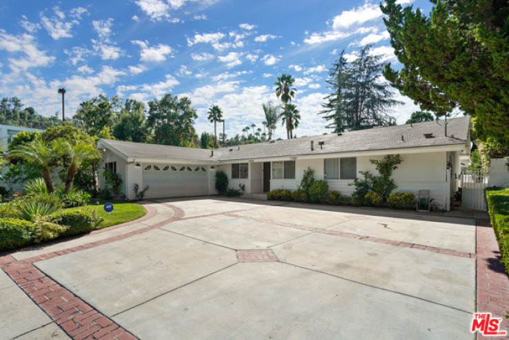 3 Bed Home for Sale in Encino, California