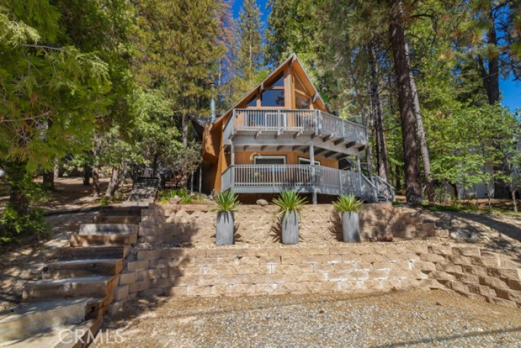 3 Bed Home for Sale in Lake Arrowhead, California