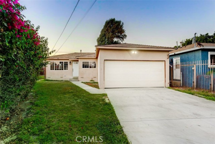 Residential Home in Compton N of Rosecrans, E of Central