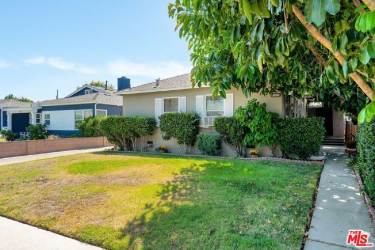  Income Home for Sale in Burbank, California