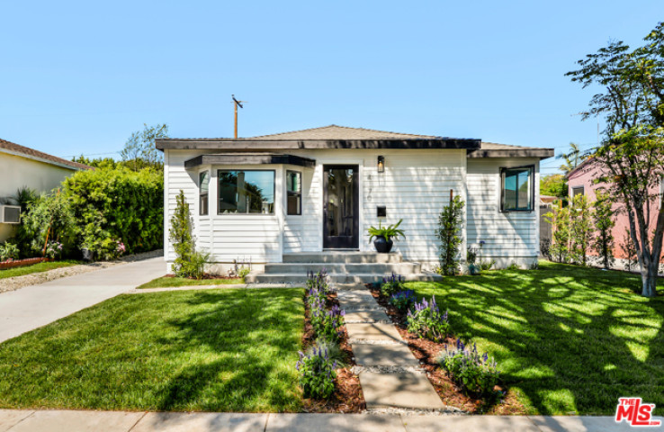 Residential Home in Culver City