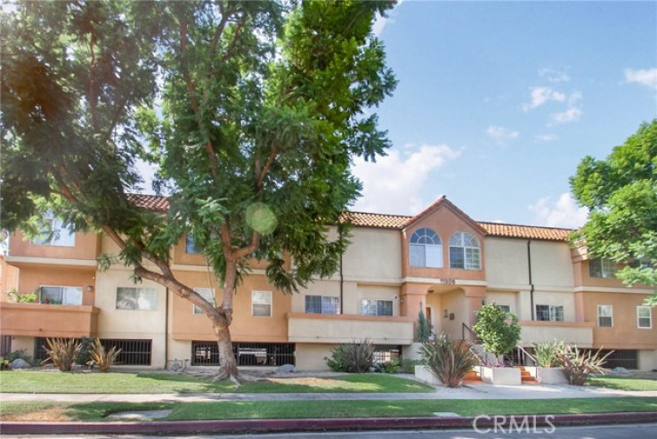 2 Bed Home for Sale in Studio City, California