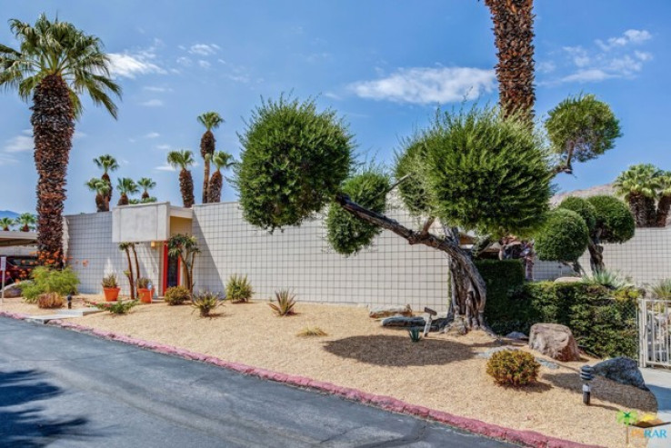 4 Bed Home for Sale in Palm Desert, California