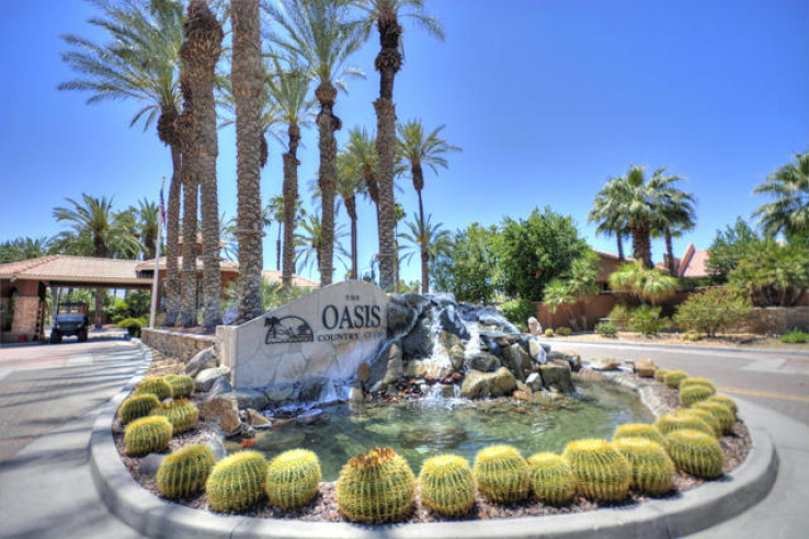 Residential Home in East Palm Desert