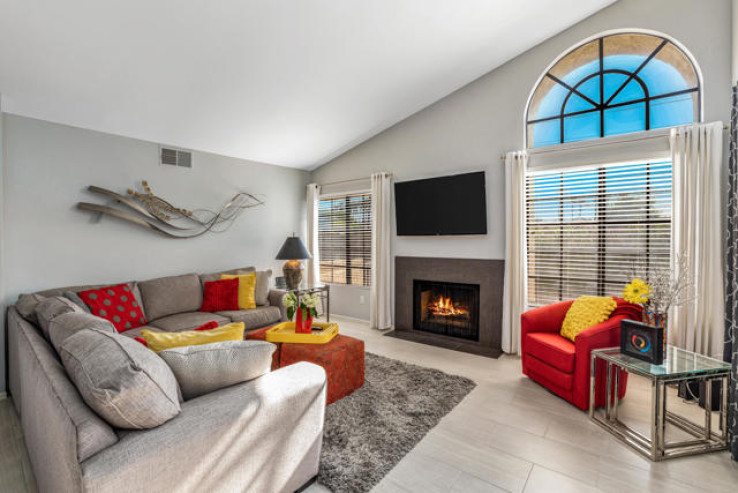 Residential Home in North Palm Desert