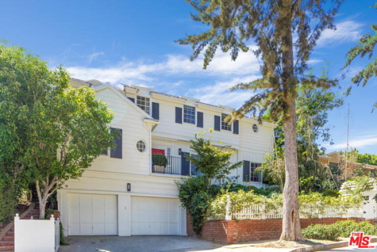 4 Bed Home for Sale in Los Angeles, California