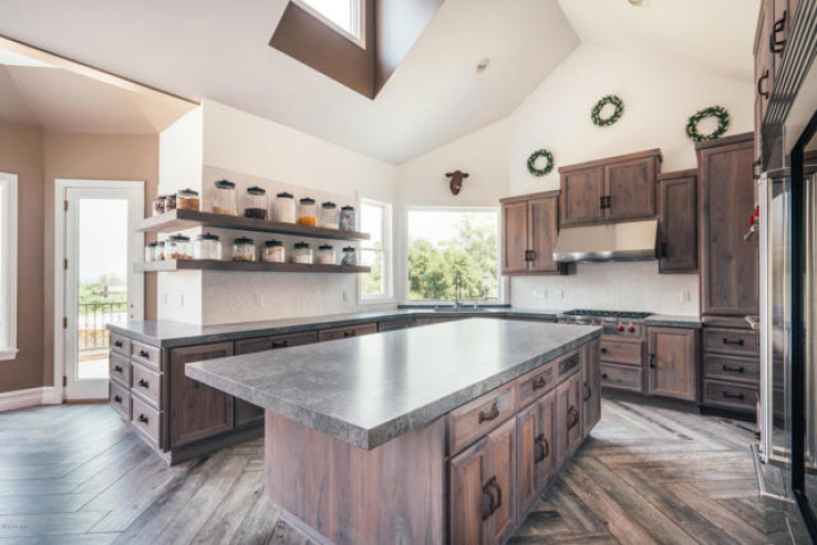 4 Bed Home for Sale in Thousand Oaks, California