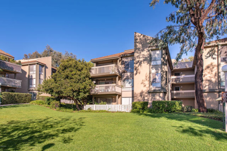 2 Bed Home for Sale in Thousand Oaks, California