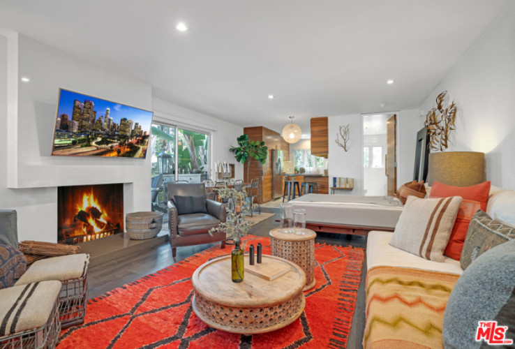 Residential Home in Brentwood