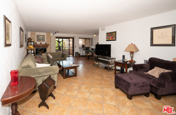 2 Bed Home for Sale in Sherman Oaks, California