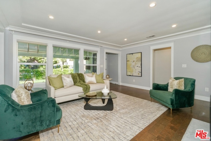 3 Bed Home for Sale in Sherman Oaks, California