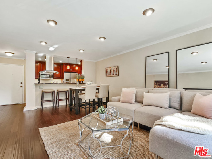 Residential Home in West Hollywood Vicinity