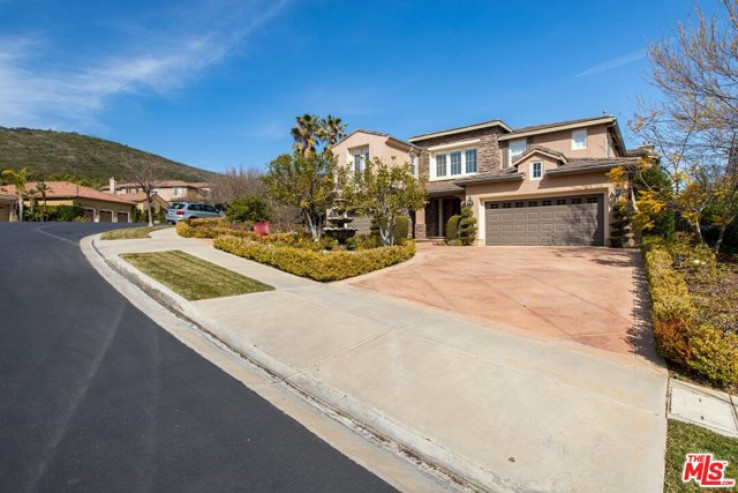 5 Bed Home for Sale in Thousand Oaks, California