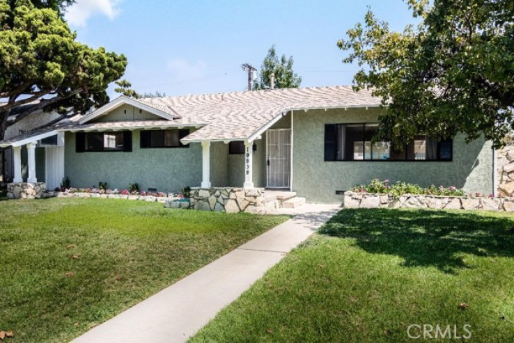 Residential Home in Granada Hills