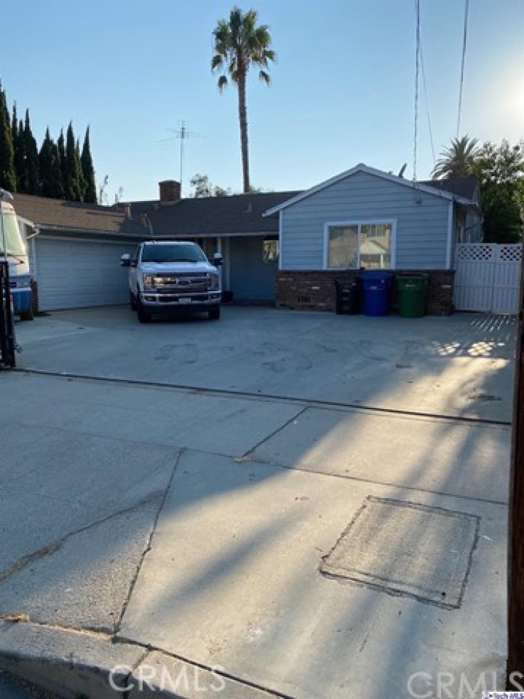 3 Bed Home for Sale in Van Nuys, California