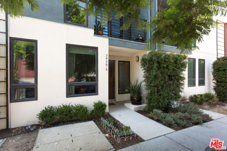 3 Bed Home for Sale in Los Angeles, California