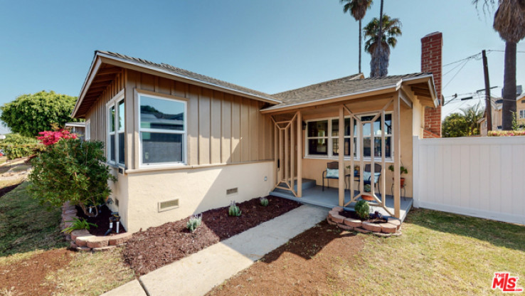 3 Bed Home for Sale in Hawthorne, California