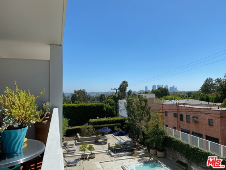 Residential Home in West Hollywood Vicinity