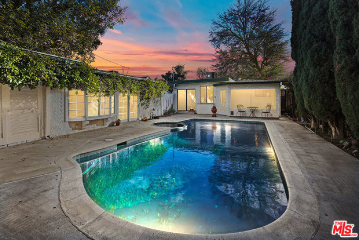 Residential Home in Lake Balboa