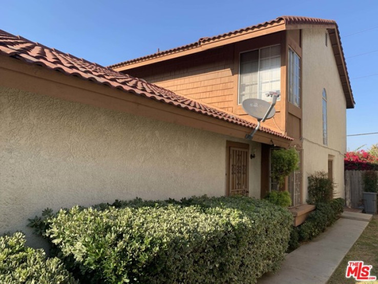 Residential Home in Compton S of Rosecrans, E of Central,W of Ala