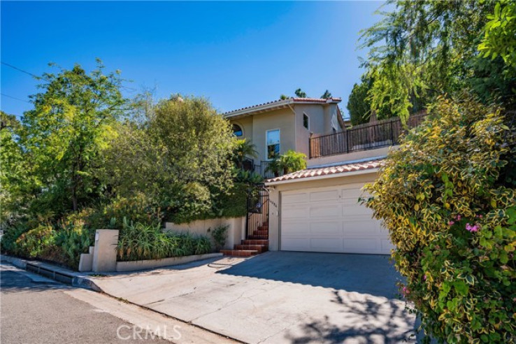 4 Bed Home for Sale in Sherman Oaks, California