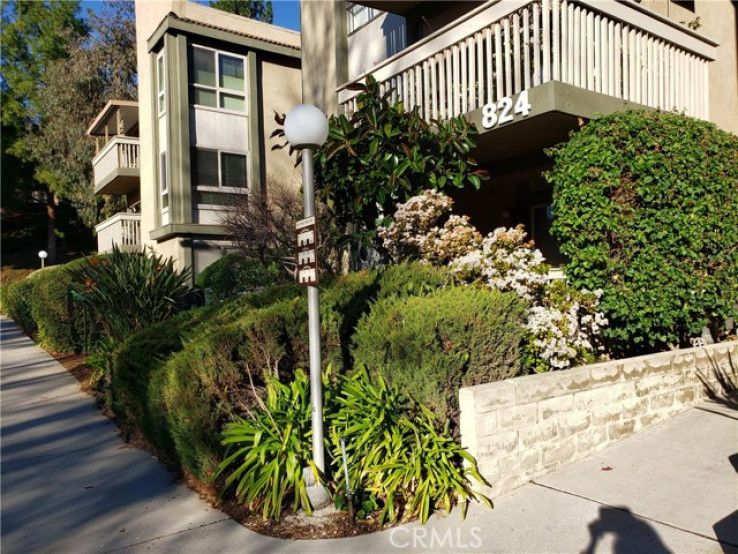 2 Bed Home for Sale in Thousand Oaks, California