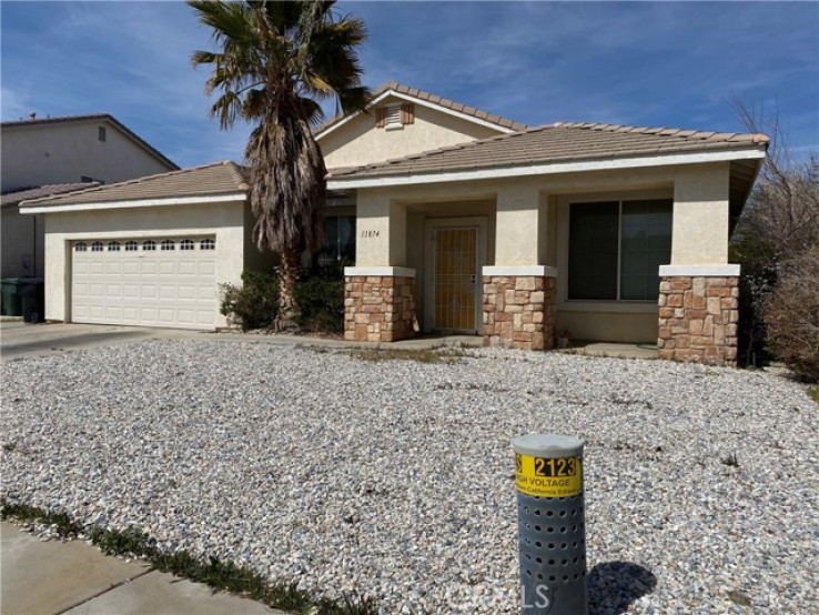 5 Bed Home for Sale in Victorville, California