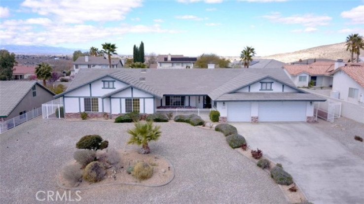 Residential Home in Apple Valley