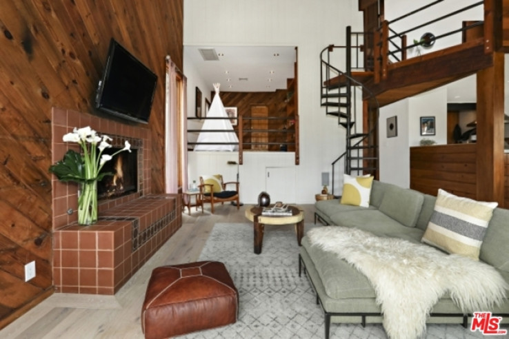 Residential Home in Sunset Strip - Hollywood Hills West