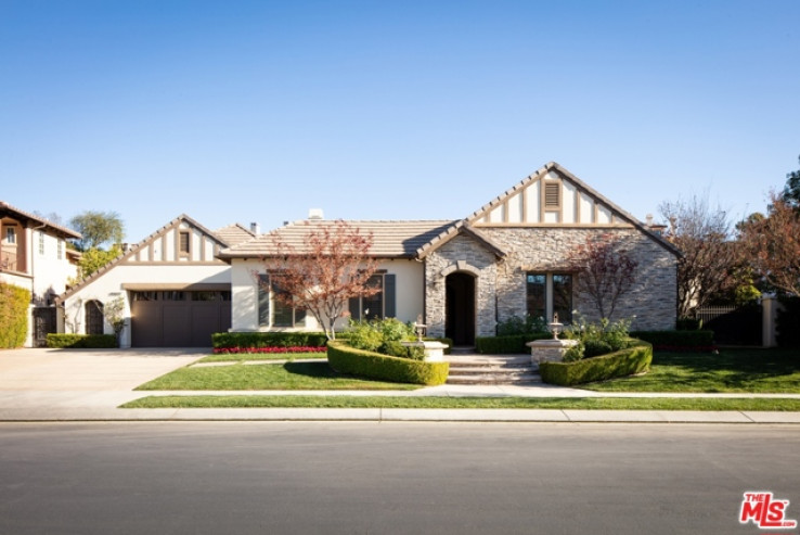 5 Bed Home for Sale in Calabasas, California
