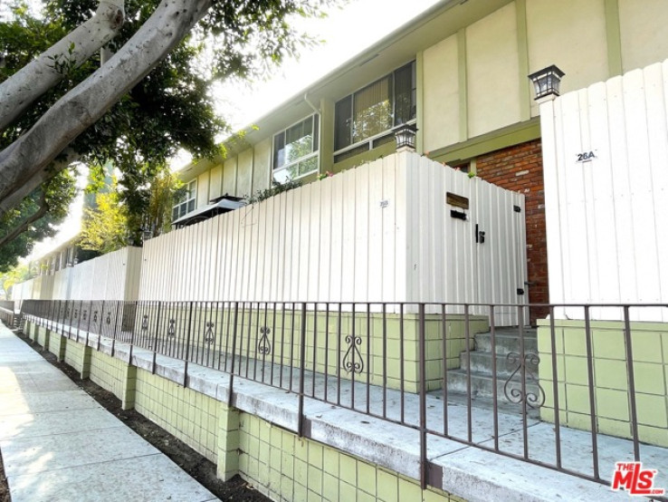 2 Bed Home for Sale in Culver City, California