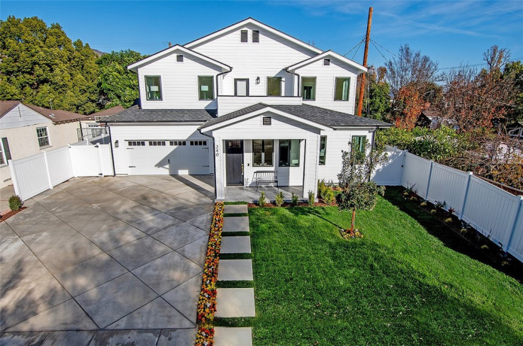 4 Bed Home for Sale in Burbank, California