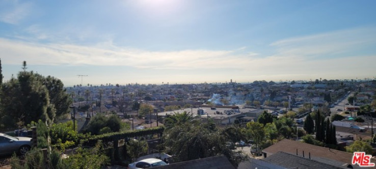 3 Bed Home for Sale in Los Angeles, California