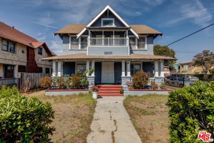 7 Bed Home for Sale in Los Angeles, California