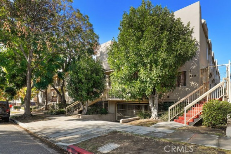 2 Bed Home for Sale in Burbank, California